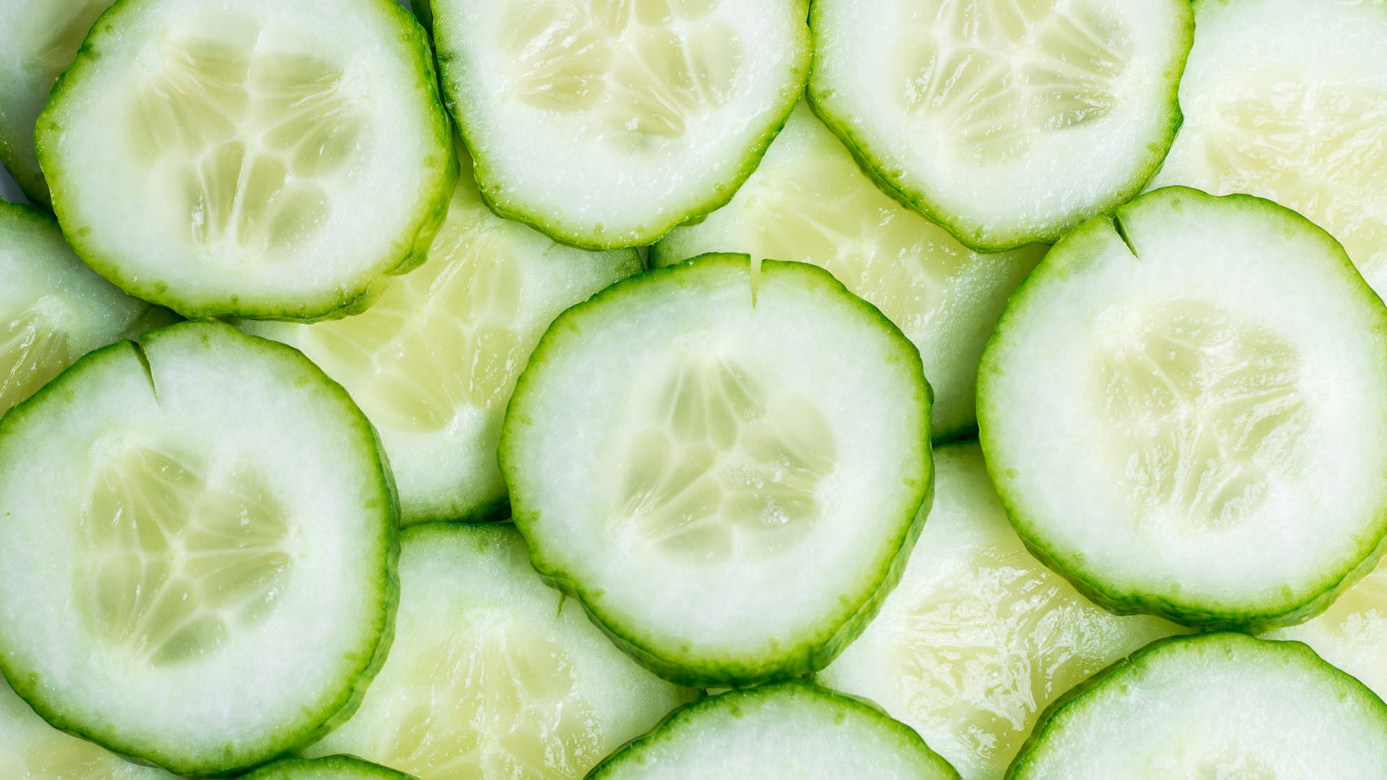 Komkommer is gezond en bevat veel voedingsstoffen.
